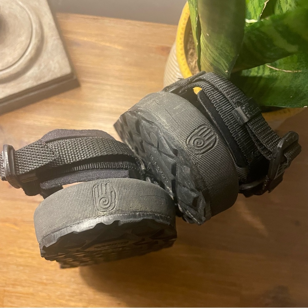 TEVA Universal Approach Sandals - Picture 9 of 14